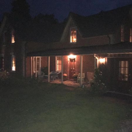 Sawyer'S Creek Bed And Breakfast Algonquin Highlands Exterior foto