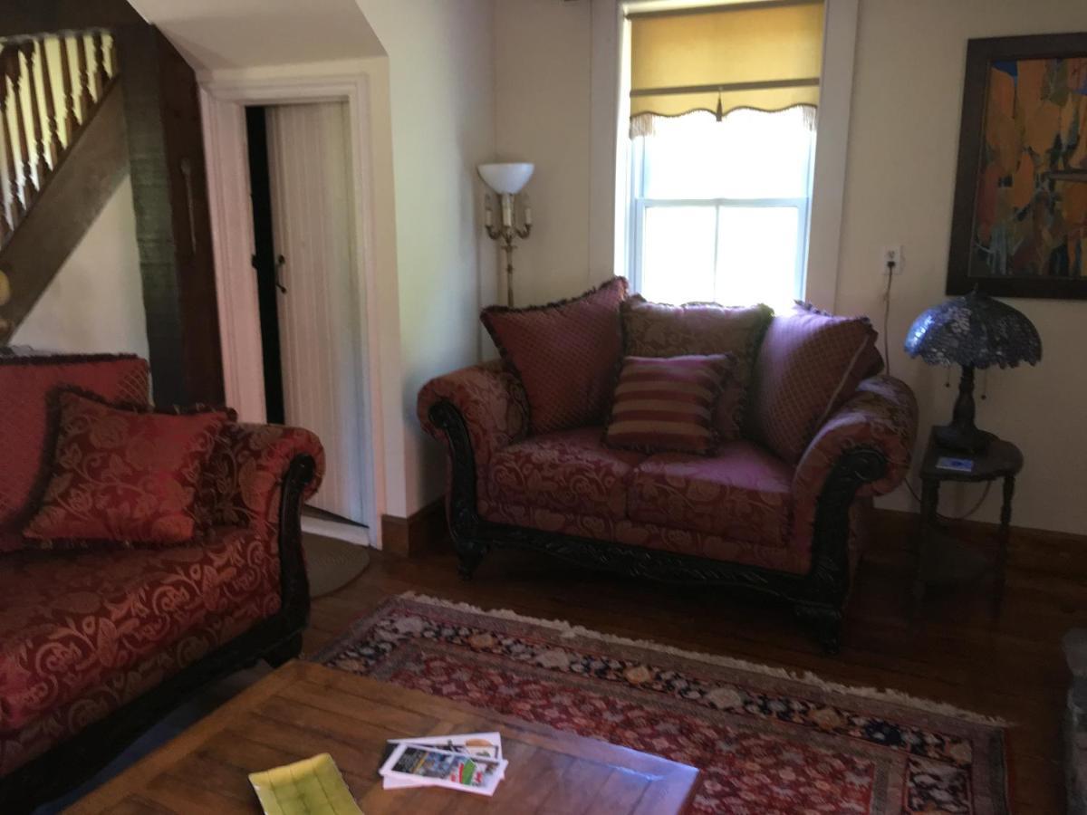 Sawyer'S Creek Bed And Breakfast Algonquin Highlands Exterior foto