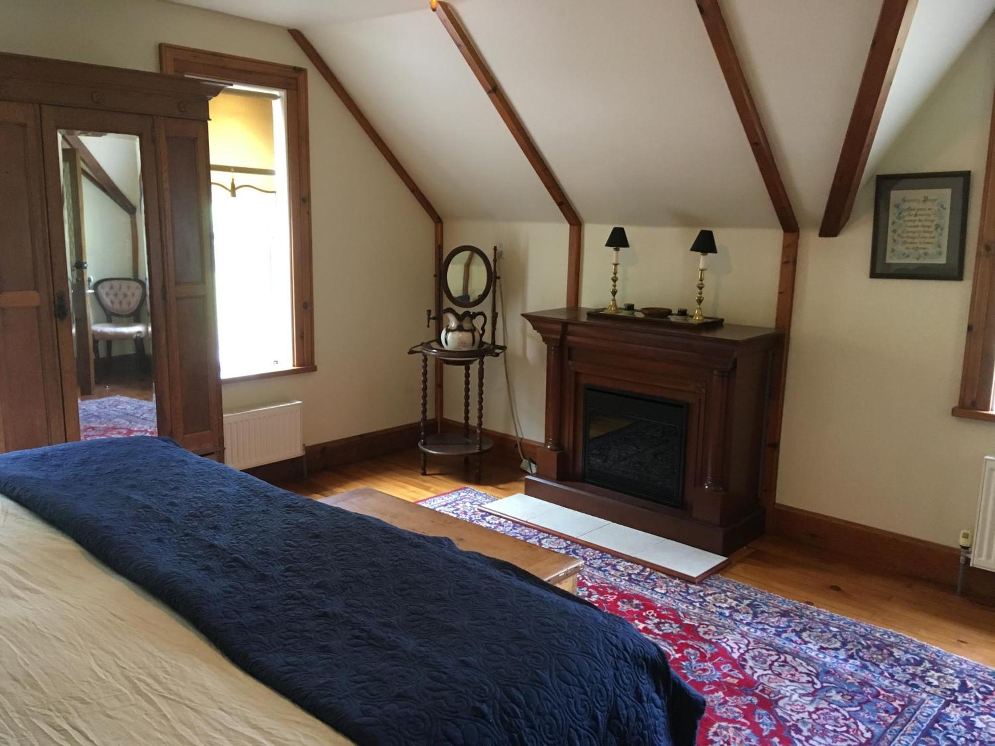 Sawyer'S Creek Bed And Breakfast Algonquin Highlands Exterior foto